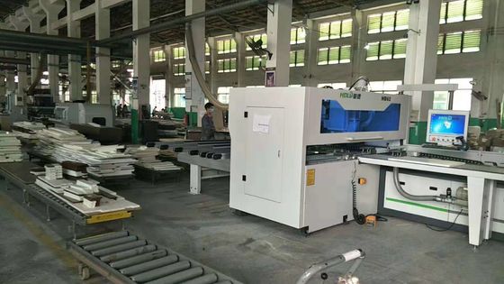 CNC τρυπών PVC γραφείου επίπλων επιτροπής τρυπώντας μηχανή πλήρως αυτόματα